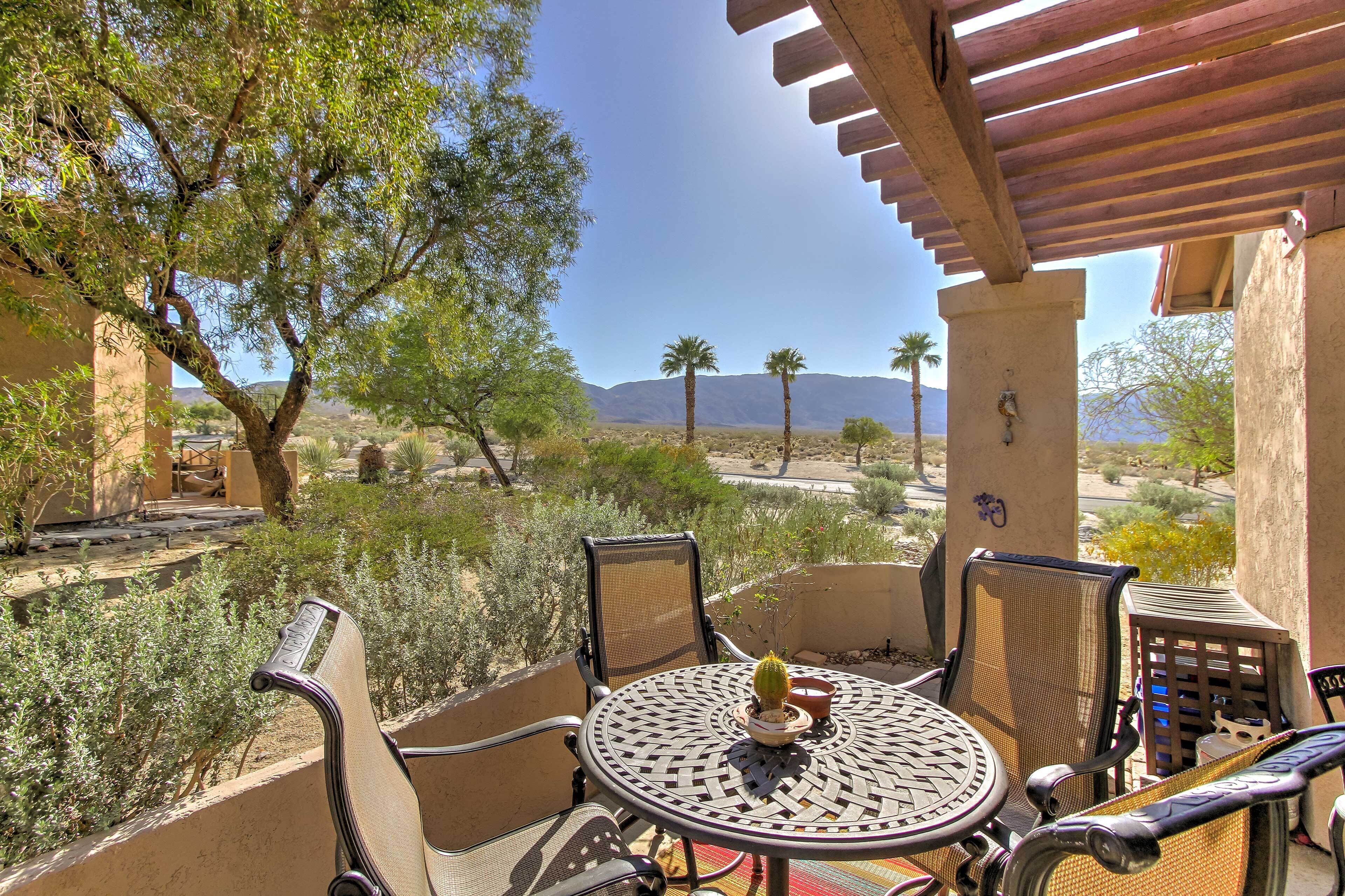 Borrego Springs Condo w/ Private Hot Tub & Views!