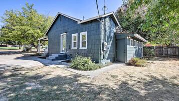 ํ์ฐ์ค (2 Bedrooms) | ๋ด๋ถ