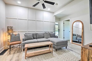 House (2 Bedrooms) | Front of property