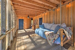 Interior - Waterfront Deck: Home on Ouachita River! (Arkadelphia)