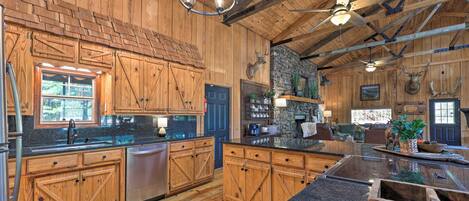 House (2 Bedrooms) | Interior