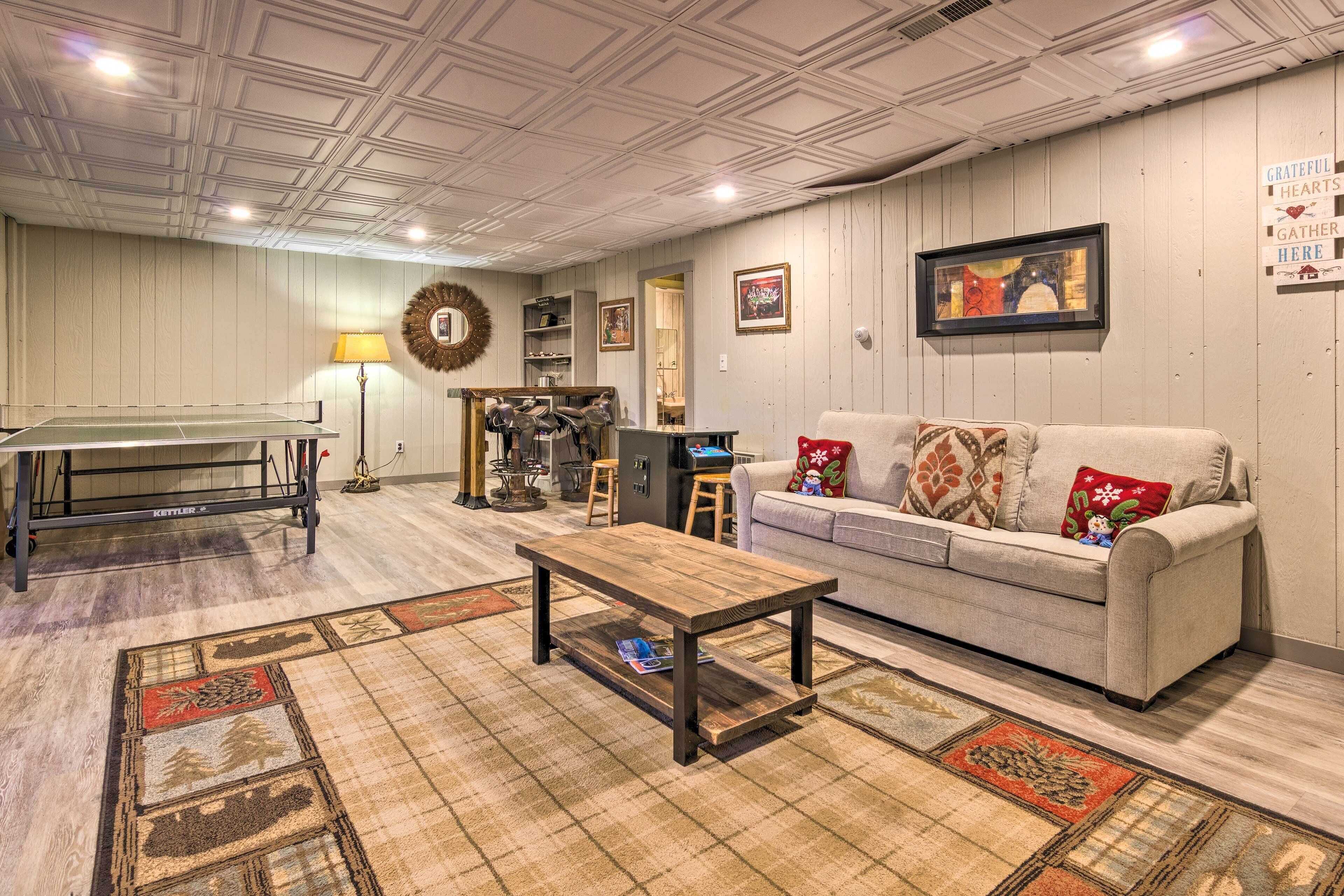 Black Mountain 'saddle Lodge' - 17 Mi to Asheville