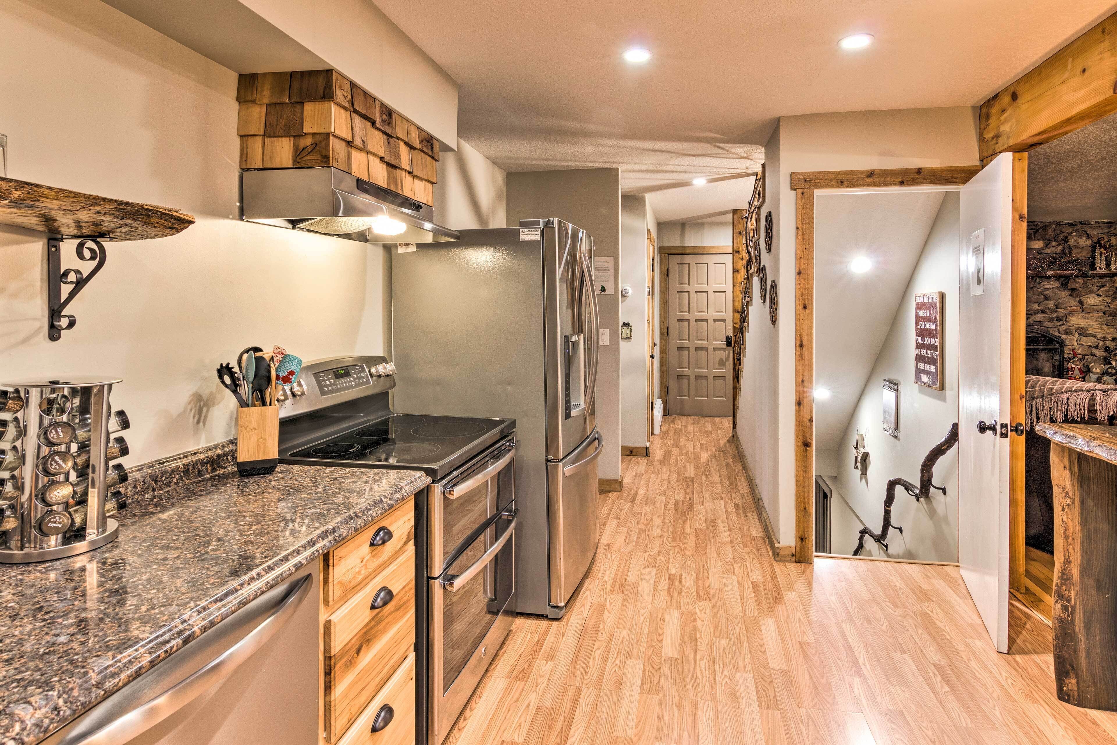 Black Mountain 'saddle Lodge' - 17 Mi to Asheville