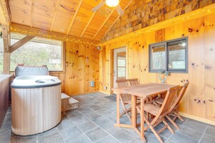 House (0 Bedroom) | Interior