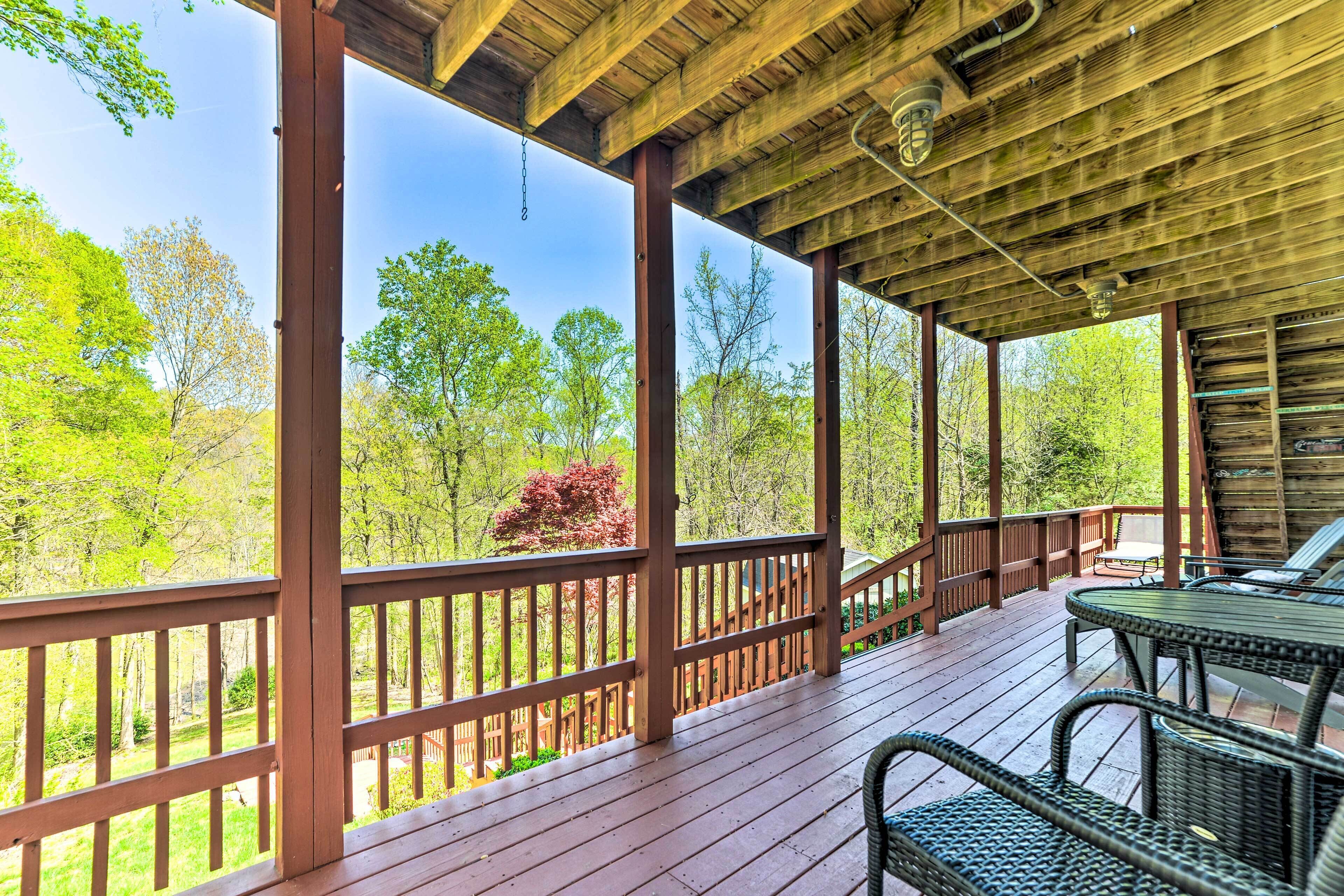 House (5 Bedrooms) | Interior