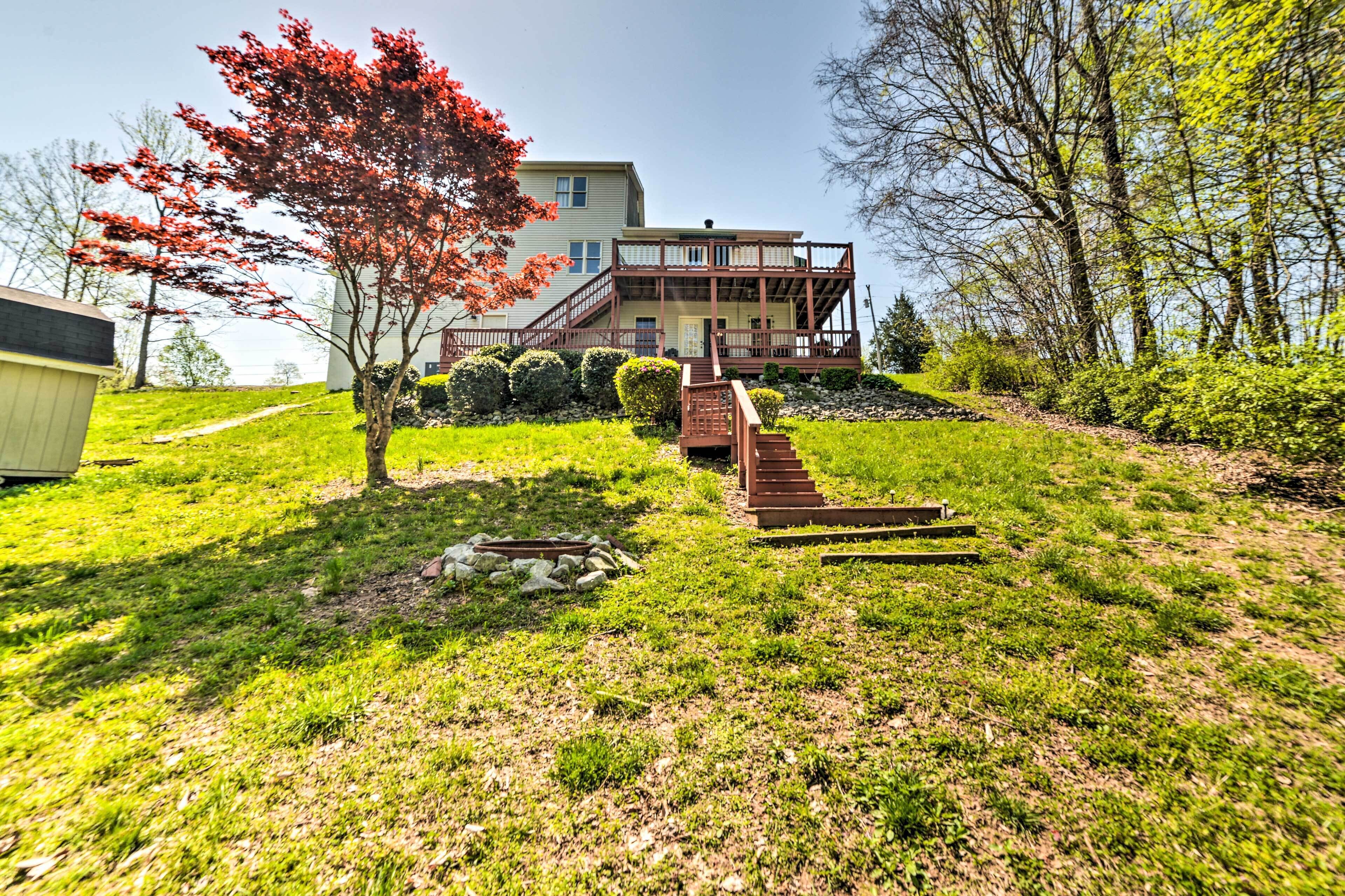 Cadiz Abode w/ Decks, Fire Pit, & Lake Access