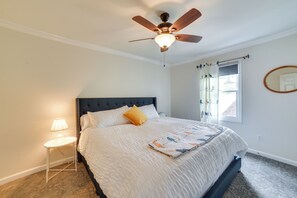 House (5 Bedrooms) | Interior - Cadiz Abode w/ Decks, Fire Pit, & Lake Access (Cadiz)