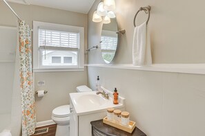 Interior - Walk to Ruffner Mountain: Family Home w/ Yard (Birmingham)