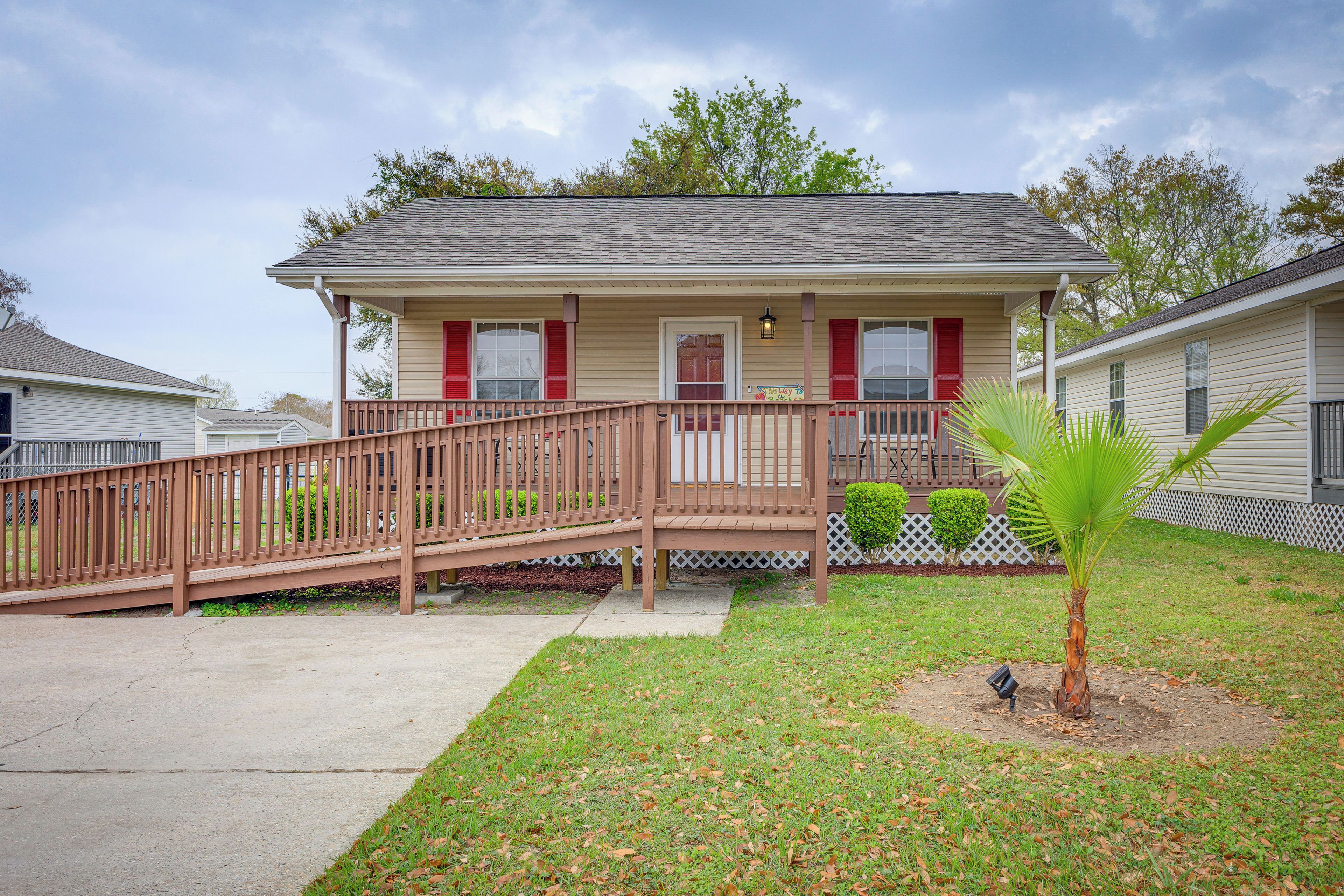 House (3 Bedrooms) | Front of property