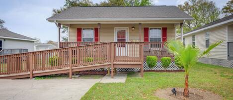 House (3 Bedrooms) | Front of property