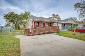 House (3 Bedrooms) | Interior - Charming Biloxi Vacation Rental Near Beach! (Biloxi)