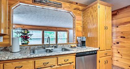 Charming Jamestown Cabin w/ Large Backyard!