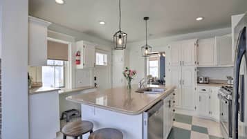 Rumah (5 Bedrooms) | Interior