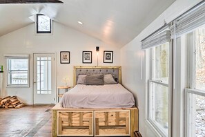 Apartment (0 Bedroom) | Interior