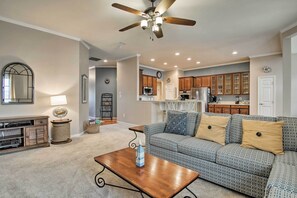 House (2 Bedrooms) | Interior