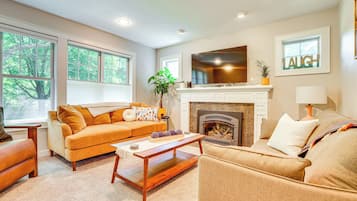 House (4 Bedrooms) | Interior