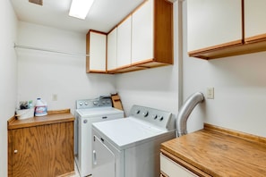 House (2 Bedrooms) | Interior - Colorado Retreat ~ 3 Mi to Cheyenne Mountain Zoo! (Colorado Springs)