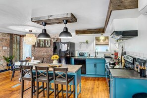 Rumah (2 Bedrooms) | Interior