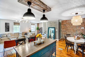 House (2 Bedrooms) | Interior