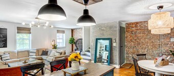 Chic Troy Home Near Downtown, 9 Mi to Albany!