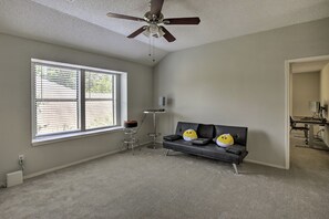 Interior - Convenient Allen Retreat, 2 Mi to Downtown! (Allen)