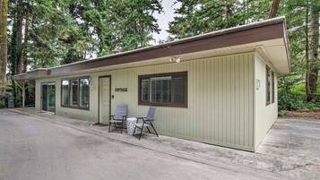 Cottage (2 Bedrooms) | Interior