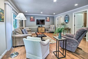 Cottage (2 Bedrooms) | Interior