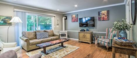 Cottage (2 Bedrooms) | Front of property