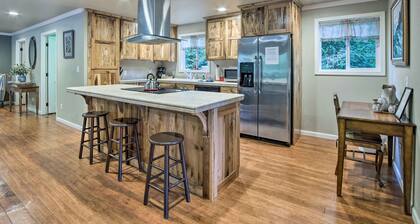 Coos Bay Retreat < 2 Mi to Marina & Casino!