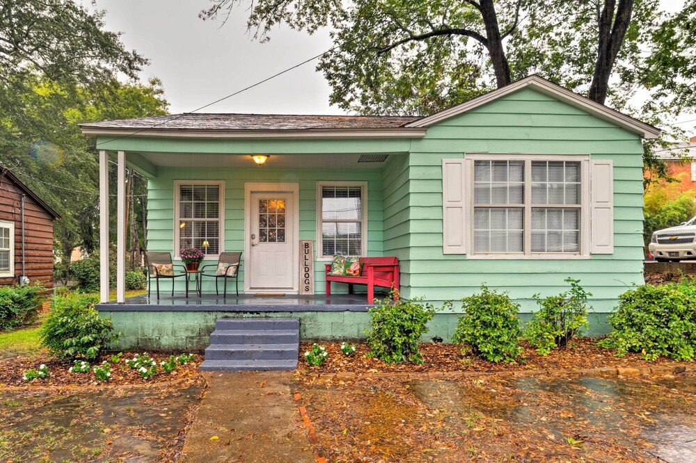 Cotton District Home - Walk to Msu, Shops & Cafes!