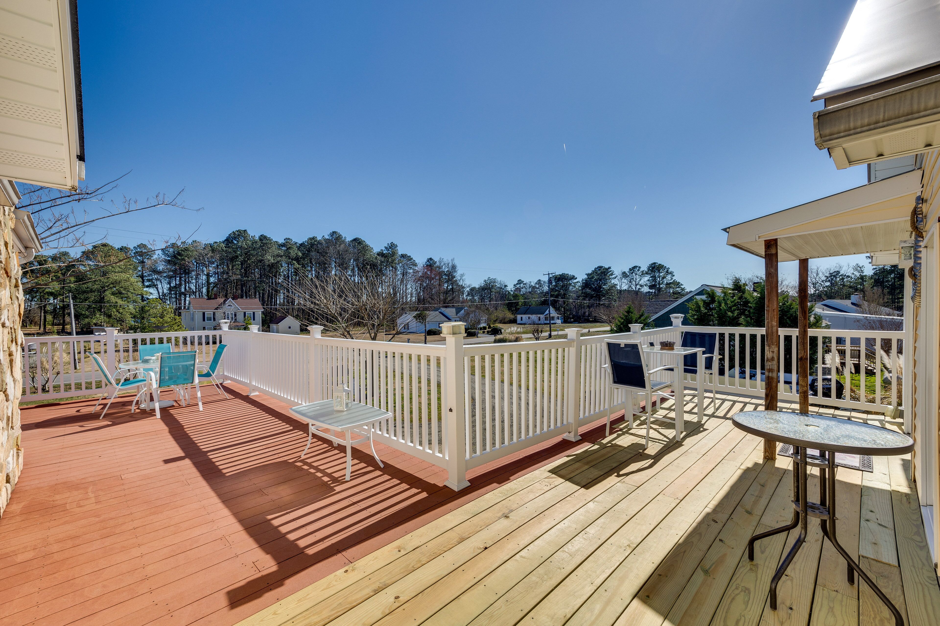 Welcoming Cottage w/ Outdoor Pool & Water Views!