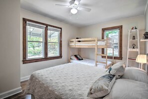 Cottage (2 Bedrooms) | 2 bedrooms, iron/ironing board, bed sheets - Cozy Arden Cottage, 2 Mi to Lake Julian Park! (Arden)