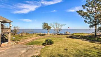 Apartment (0 Bedroom) | Interior