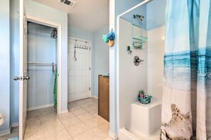 Apartment (0 Bedroom) | Interior - Coden Vacation Rental w/ Bay Access! (Coden)