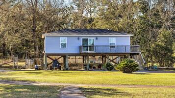 Apartemen (0 Bedroom) | Bagian depan properti