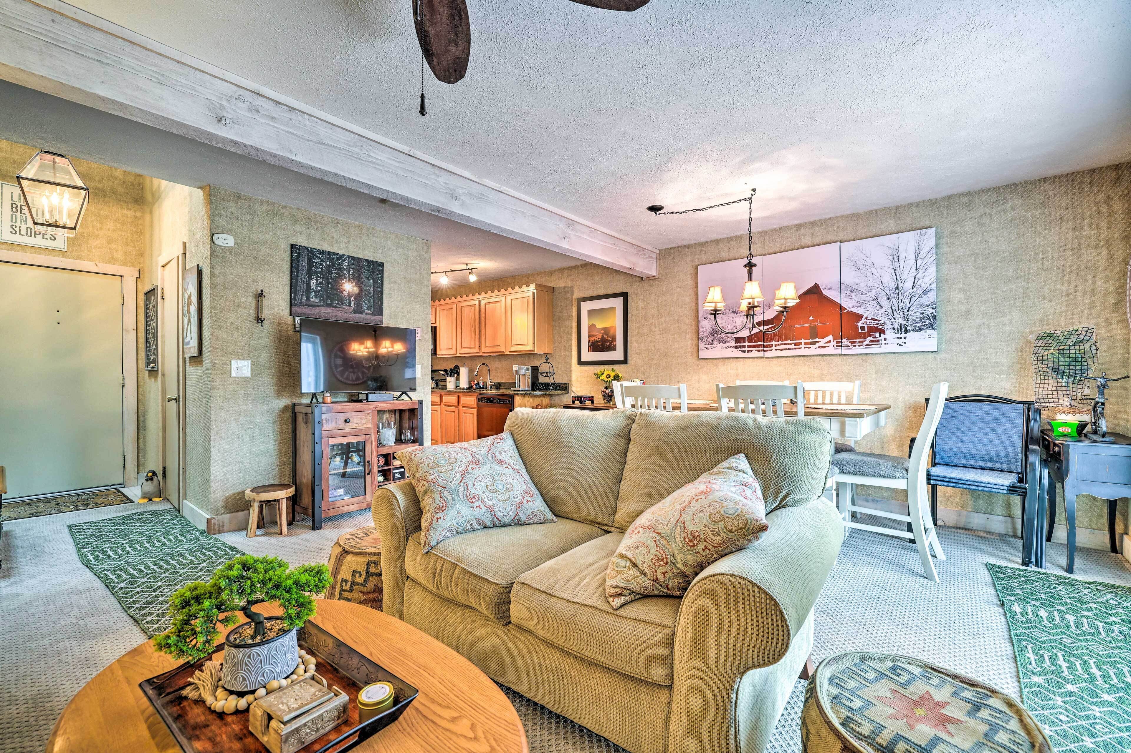 Comfy Blakeslee Townhome < 1 Mi to Jack Frost