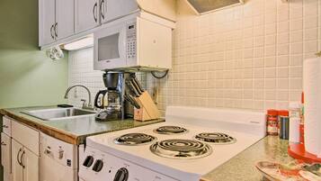 Apartment (1 Bedroom) | Interior