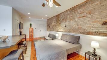 Apartment (0 Bedroom) | Interior