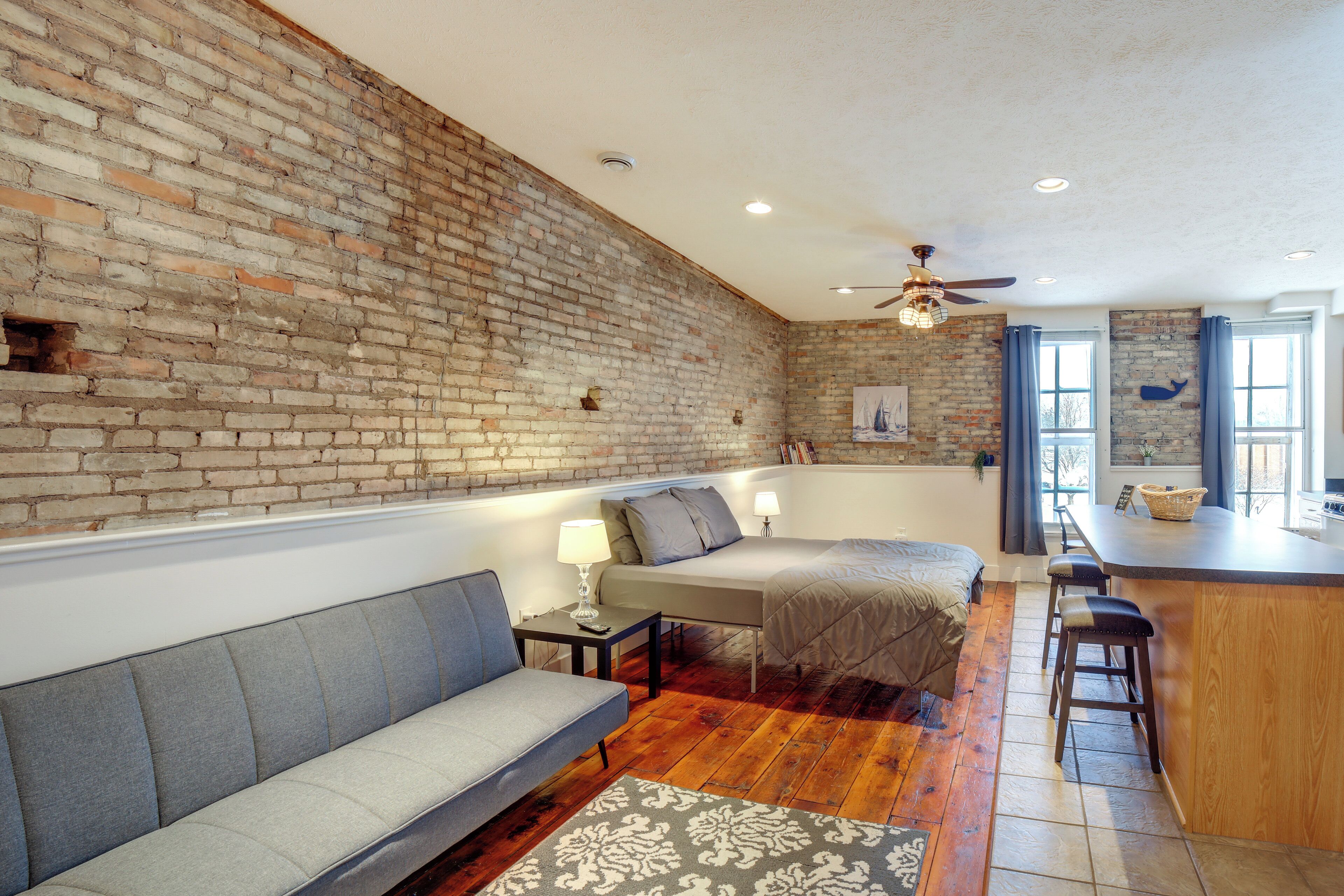 Apartment (0 Bedroom) | Interior