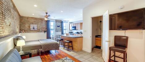 Apartment (0 Bedroom)