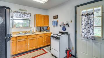 House (1 Bedroom) | Interior