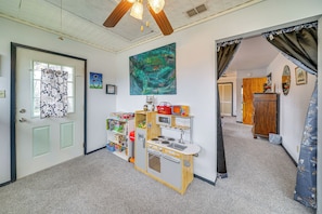 House (1 Bedroom) | Interior
