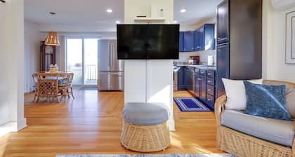 Cozy Historic Wakefield Home Close to Beaches