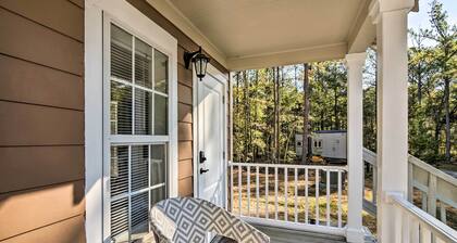 2 Mi to Msu: Chic Cottage Retreat w/ Yard!