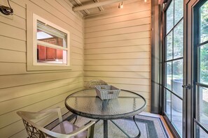 Apartment (2 Bedrooms) | Interior - Cozy Townsend Condo, Resort-style Amenities! (Townsend)