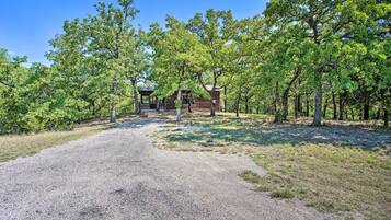 House (2 Bedrooms) | Exterior