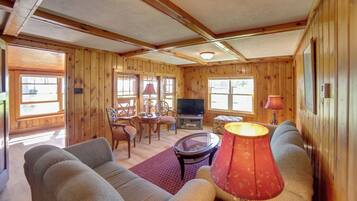 Cottage (3 Bedrooms) | Interior