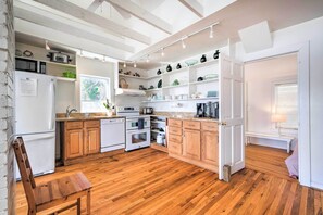 Cottage (3 Bedrooms) | Interior