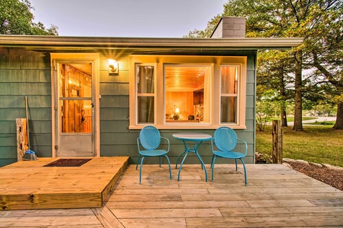 East Tawas Cabin w/ Deck, Backyard & Fire Pit!