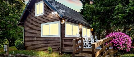 Apartment (0 Bedroom) | Front of property